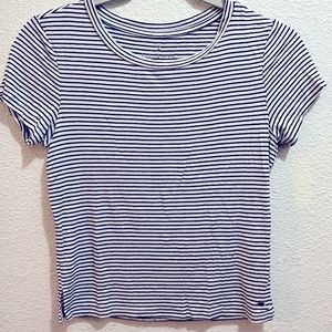 American Eagle crop t shirts